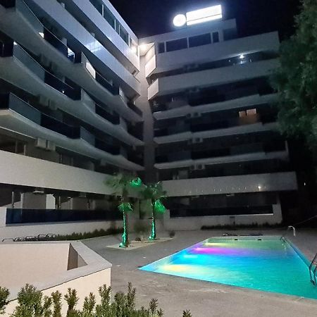 Candy Năvodari Buitenkant foto