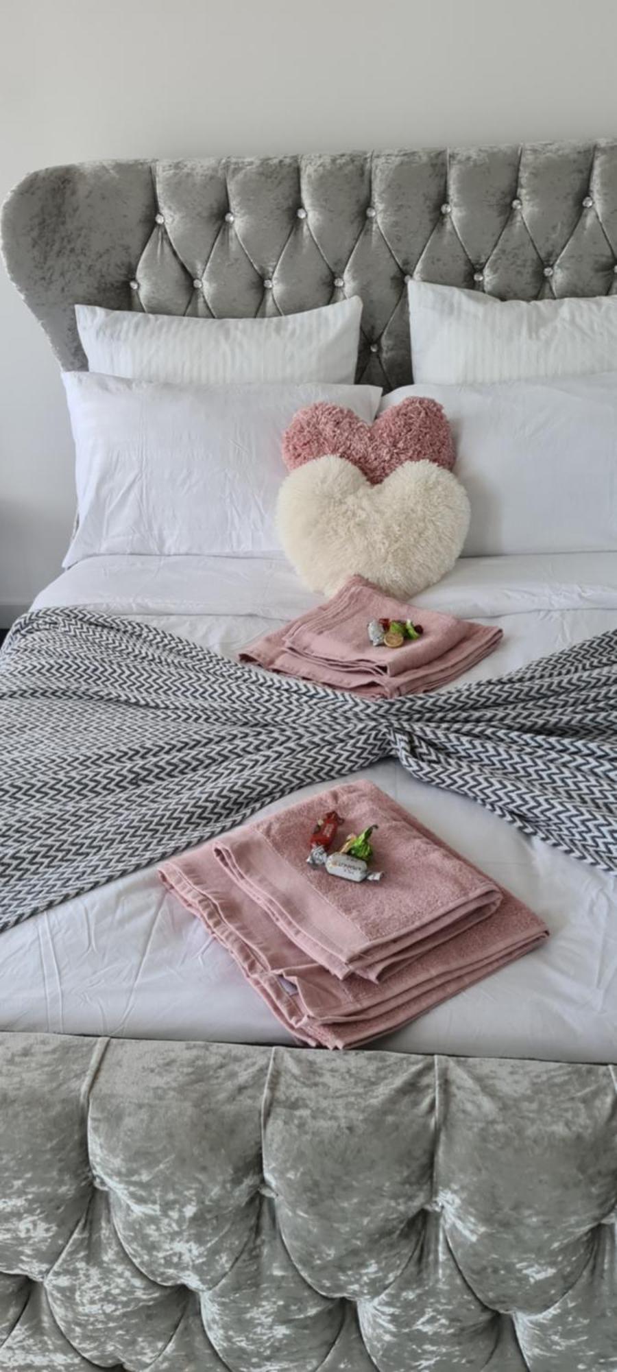 Candy Năvodari Buitenkant foto